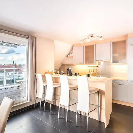 Maeterlinck 201 Sunny Penthouse In *